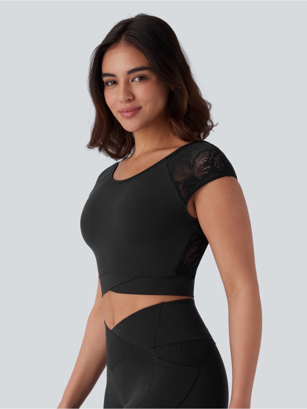 NEW! HALARA SoftlyZero™ Contrast Lace Crossover Hem Cropped Top UPF50+ Size S